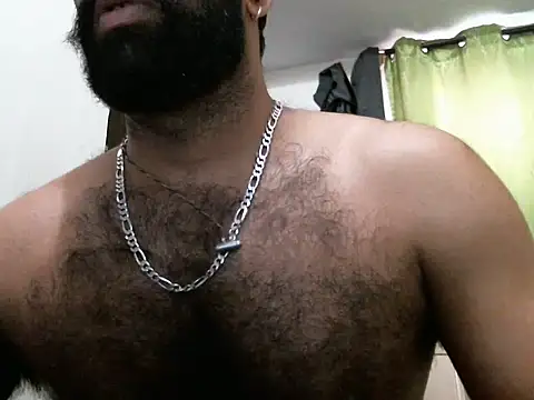 Snapshot of indianhairybull chatting on March 19, 4:14 am indianhairybull online show from March 19, 4:14 am