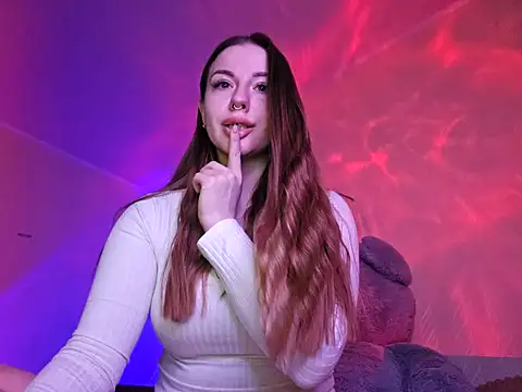 Snapshot of aava__bbrown chatting on February 7, 10:40 am aava bbrown online show from February 7, 10:40 am