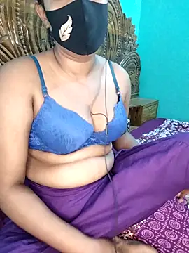 Snapshot of monekhan123 chatting on September 9, 4:28 pm monekhan123 online show from September 9, 4:28 pm