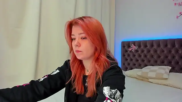 Ella Mayers online show from October 15, 12:27 pm