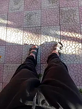 NAvoglia online show from April 6, 3:13 pm