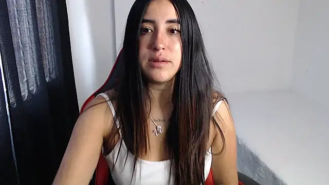 Snapshot of __leaa chatting on July 22, 3:48 pm leaa online show from July 22, 3:48 pm