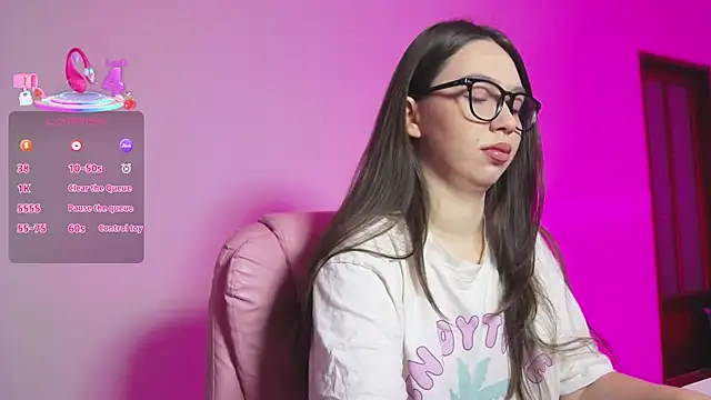 Snapshot of Arianahot777 chatting on January 11, 10:15 pm Arianahot777 online show from January 11, 10:15 pm