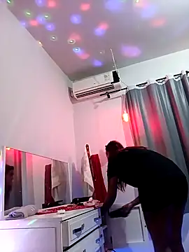 Pantaneirasexy online show from March 18, 8:34 pm