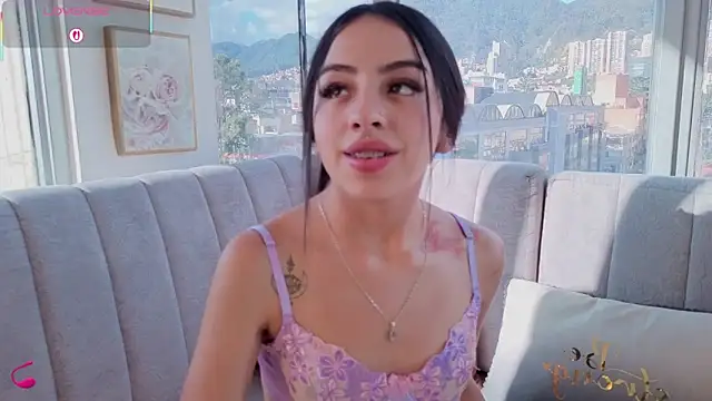 Daphne chers online show from March 21, 9:29 pm