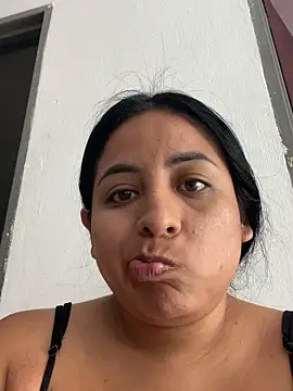 lamaravilla 08 online show from May 19, 3:40 pm