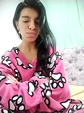 Ariell Kieran online show from February 3, 6:40 am