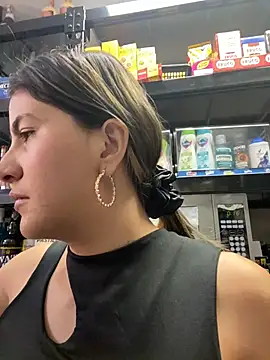 Andrea18 blonde online show from April 14, 8:37 pm