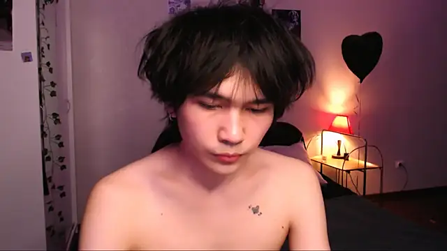 Snapshot of rennnuts chatting on September 23, 6:22 pm rennnuts online show from September 23, 6:22 pm