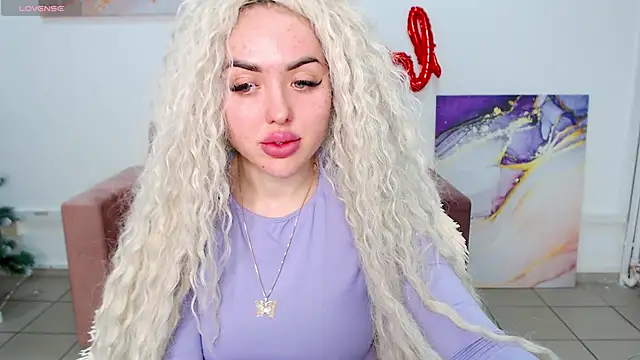 Snapshot of MissisCaty chatting on February 20, 10:48 pm MissisCaty online show from February 20, 10:48 pm