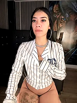 TayylorSexx online show from December 2, 5:13 am