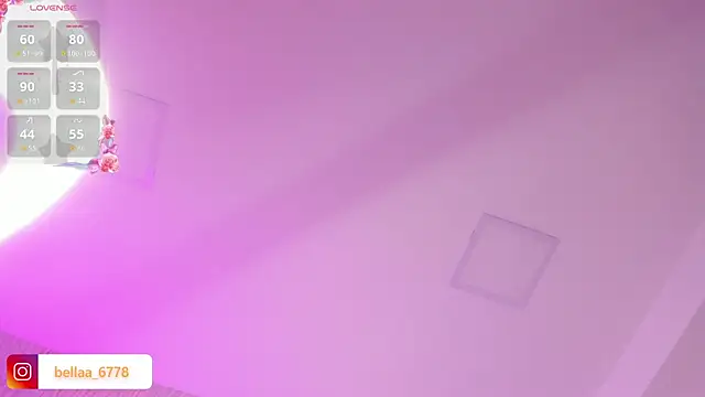 Snapshot of bella_lovers_ chatting on February 21, 7:37 pm bella lovers online show from February 21, 7:37 pm