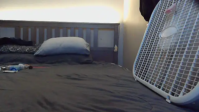 babypopinallnigh35 online show from September 13, 10:42 pm