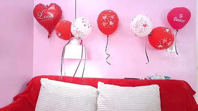 Snapshot of Hiyakasudere chatting on February 28, 12:17 pm Hiyakasudere online show from February 28, 12:17 pm