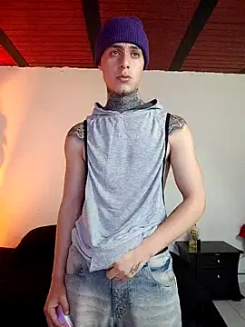 Snapshot of 7_Saturno_7 chatting on April 22, 7:26 pm 7 Saturno 7 online show from April 22, 7:26 pm