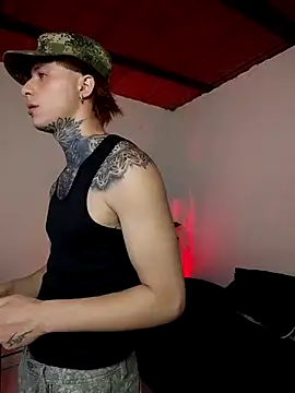 Snapshot of 7_Saturno_7 chatting on April 27, 8:40 pm 7 Saturno 7 online show from April 27, 8:40 pm