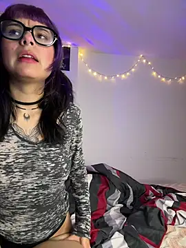 mavimist   online show from March 13, 1:45 am