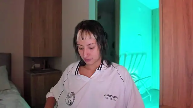 ggor4w33 online show from March 30, 2:40 pm