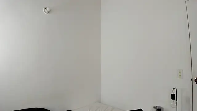 Mazikeen  18 online show from March 11, 2:01 pm