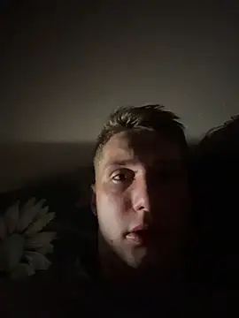 Snapshot of SirVDD chatting on November 3, 6:20 pm SirVDD online show from November 3, 6:20 pm