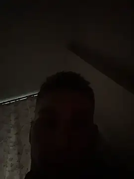 Snapshot of SirVDD chatting on February 5, 1:38 pm SirVDD online show from February 5, 1:38 pm