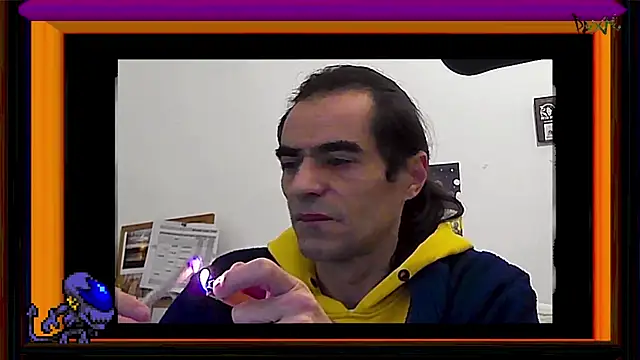 Snapshot of ReyDeBotones chatting on March 13, 7:50 pm ReyDeBotones online show from March 13, 7:50 pm