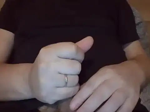 Snapshot of ruplumber chatting on February 7, 1:04 am ruplumber online show from February 7, 1:04 am