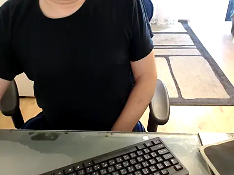 Snapshot of ruplumber chatting on February 19, 7:17 am ruplumber online show from February 19, 7:17 am