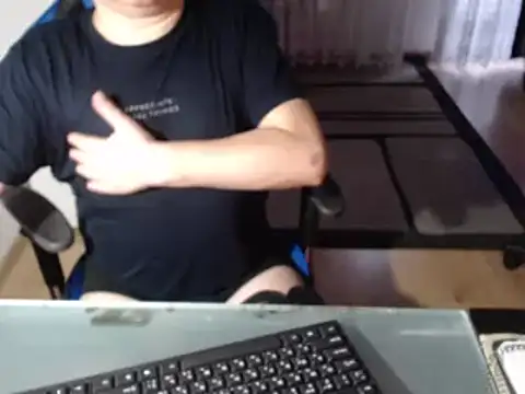 Snapshot of ruplumber chatting on February 26, 6:47 am ruplumber online show from February 26, 6:47 am