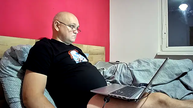 Snapshot of ruplumber chatting on November 2, 3:31 am ruplumber online show from November 2, 3:31 am