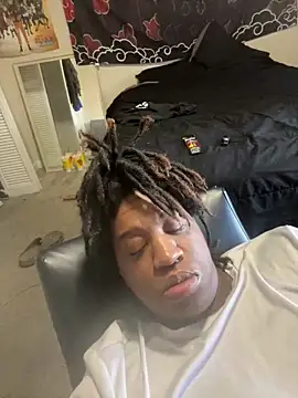 Snapshot of nofacenokase21 chatting on March 12, 7:17 pm nofacenokase21 online show from March 12, 7:17 pm