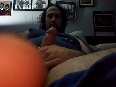 Snapshot of maddy060606 chatting on October 29, 4:48 am maddy060606 online show from October 29, 4:48 am