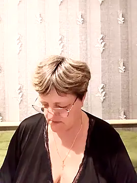 ElzaJewel online show from April 18, 10:32 pm