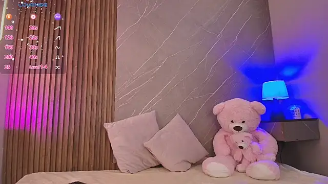 ariana jhonson1 online show from March 10, 12:43 pm