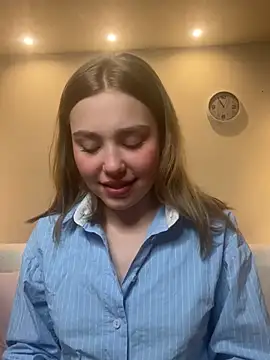 YourMegan online show from April 17, 7:39 pm