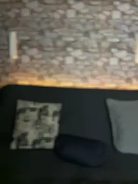 Walker Thomas1 online show from March 4, 8:27 pm