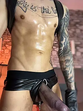 Walker Thomas1 online show from March 22, 10:35 pm