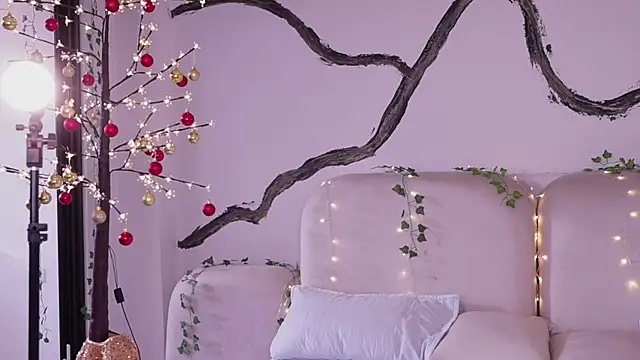 soidai miiu online show from December 20, 9:33 pm