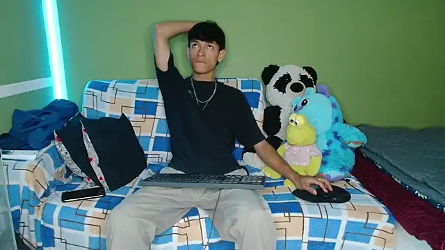 Snapshot of the_murderer chatting on October 31, 3:13 pm the murderer online show from October 31, 3:13 pm