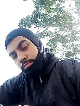 Snapshot of Elgroney23 chatting on March 29, 9:04 pm Elgroney23 online show from March 29, 9:04 pm