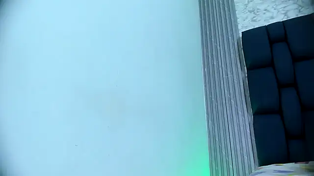 Ashlyaurora online show from March 14, 6:53 am