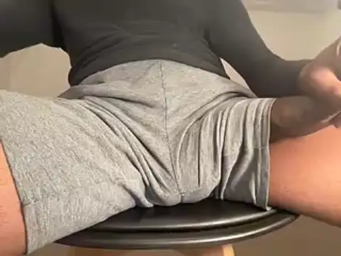 Snapshot of DoctorGirthBBC chatting on February 20, 3:23 am DoctorGirthBBC online show from February 20, 3:23 am