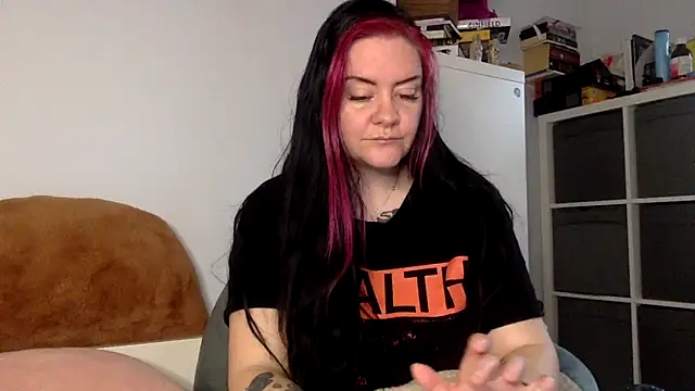 Snapshot of AureliaXOX chatting on February 15, 11:30 am AureliaXOX online show from February 15, 11:30 am