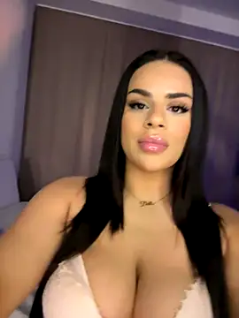 mrsbellanova online show from October 27, 10:47 pm