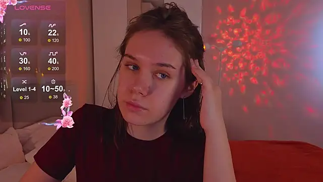 Mia Luw online show from November 9, 4:55 am