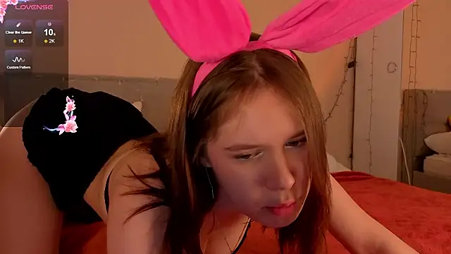 Mia Luw online show from January 14, 3:45 am