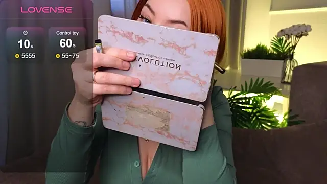 Snapshot of AugustaGearing chatting on February 24, 1:35 am AugustaGearing online show from February 24, 1:35 am