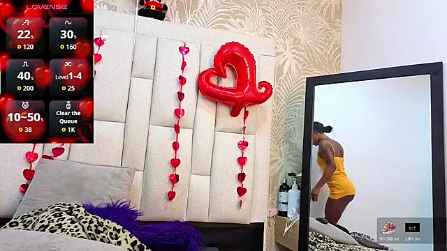 dafnnelewis online show from February 25, 11:31 am