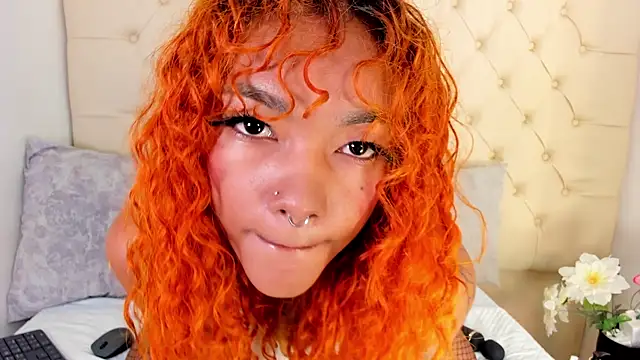 Snapshot of cattaleya_get chatting on May 7, 12:21 pm cattaleya get online show from May 7, 12:21 pm