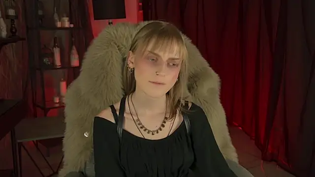 KiraMontoya online show from April 4, 11:46 pm